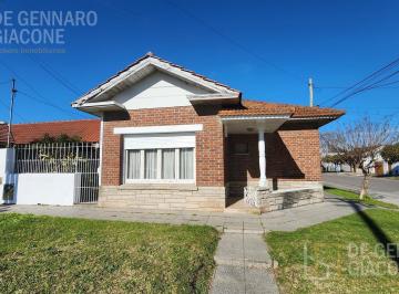 Casa · 94m² · 3 Ambientes · 1 Cochera · Casa en Mar del Plata