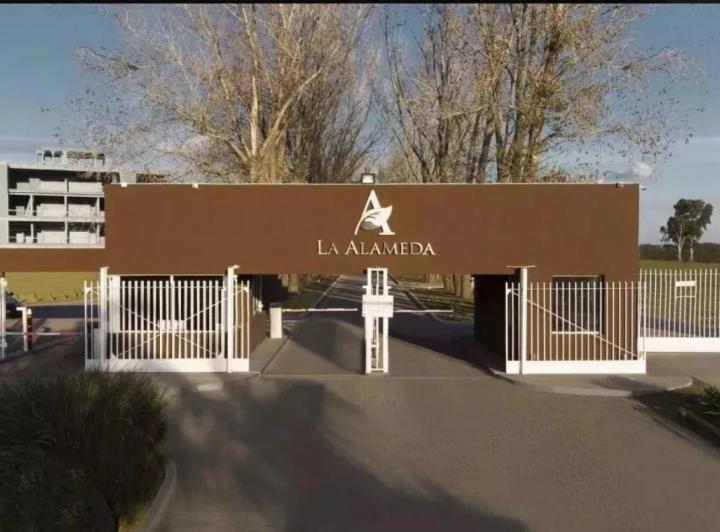 Terreno · 1357m²