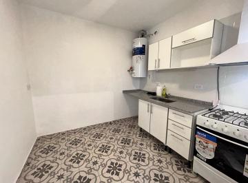 PH · 70m² · 3 Ambientes · PH Reciclado 3 Amb + Escritorio. Terraza. Sin Expensas!