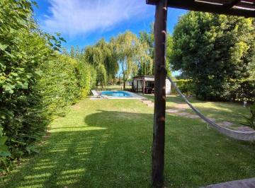 Casa · 183m² · 5 Ambientes · 2 Cocheras · Venta 5 Amb. Indio Cuá Golf Club / Escucha Ofertas