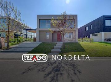 Casa · 230m² · 5 Ambientes · 1 Cochera · Casa en Venta en Castaños, Nordelta, Tigre