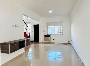 Casa en Venta de 3 ambientes Berazategui · Venta Duplex 3 Amb Cochera Berazategui - Apto Crédito