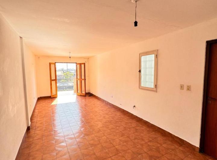 Departamento · 95m² · 5 Ambientes · 1 Cochera