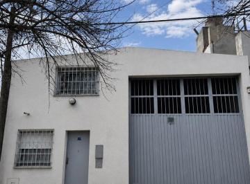 Bodega-Galpón · 170m² · 6 Ambientes · Rioja 5324 - Galpon con Camaras Frigorificas