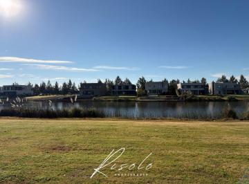 Terreno · 800m² · Oportunidad! Lote a La Laguna en Venta, Barrio Cerrado El Naudir, Escobar.