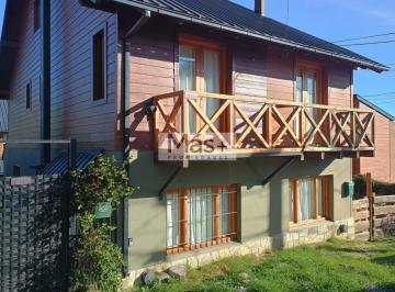 PH · 100m² · 4 Ambientes · 1 Cochera · Alquiler PH 3 Dor. Melipal