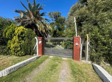 Quinta vacacional · 373m² · 6 Ambientes · Casa Quinta “la Sofía” – Amplio Entorno Natural Sobre Ruta 215