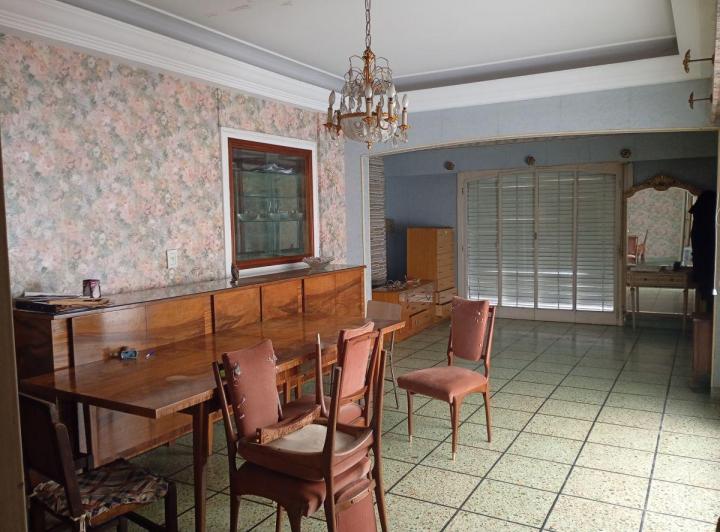 Casa · 90m² · 5 Ambientes