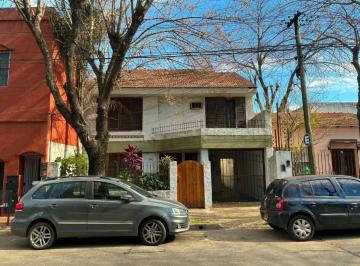 Casa de 6 ambientes, San Fernando · Inmensa Casa en Venta a Refaccionar o Apta Para Proyecto Constructivo