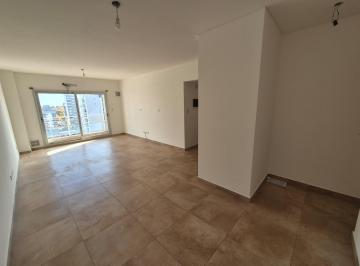 Departamento · 38m² · 1 Ambiente · Excelente Monoambiente a Estrenar en Edificio C/sum y Piscina - Banfield Este.
