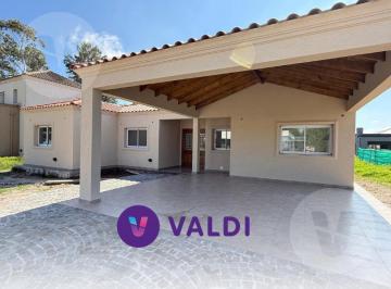 Casa · 195m² · 6 Ambientes · 2 Cocheras · Casa en Venta, El Rebenque, Canning