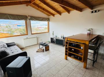 Casa de 3 ambientes, Ushuaia · Casa con Terreno