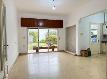 Casa · 450m² · 5 Ambientes · 3 Cocheras · Casa Tres Dorm. / Martin Fierro 500
