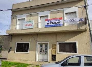 Casa de 5 ambientes, Morón · Venta de Departamentos en Moron