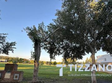 Terreno · 1000m² · Lotes en Venta en Haras del Sur 2