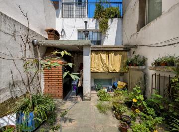 PH · 56m² · 4 Ambientes · Venta PH 4 Ambientes con Terraza y Parrilla – Balvanera, Av Córdoba y Av Pueyrredón