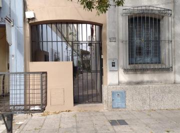 Departamento · 37m² · 2 Ambientes · Royo Inmobiliaria Alquila Departamento Interno un Dormitorio en Planta Alta