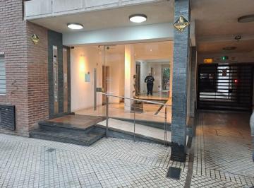 Departamento de 2 ambientes, Rosario · Paraguay 1460 1 - H