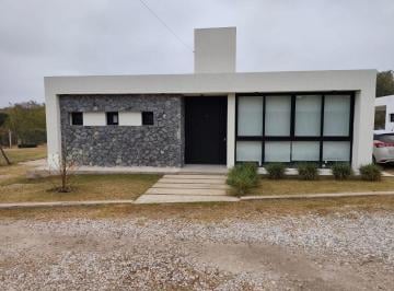 Casa de 6 ambientes, Córdoba · Venta Casa Housing Quinta de Nores - 3 Dorm