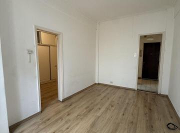 Departamento · 45m² · 2 Ambientes · Departamento 2 Ambientes en Alquiler con Balcon