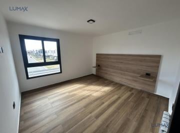 PH · 135m² · 4 Ambientes · 4 Cocheras · Duplex en Prados de Manantiales