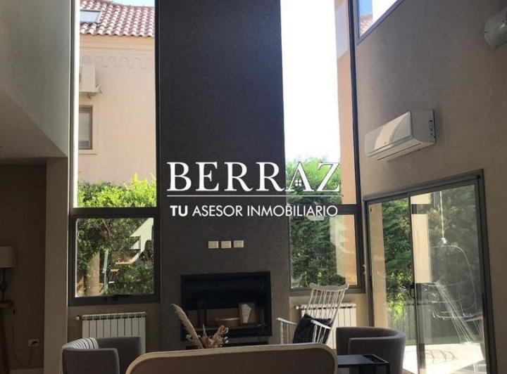 Casa · 270m² · 7 Ambientes