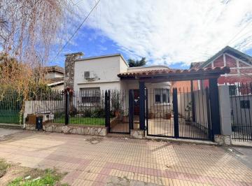 Casa de 4 ambientes, Lomas de Zamora · Alquiler Casa 4 Ambientes en Banfield