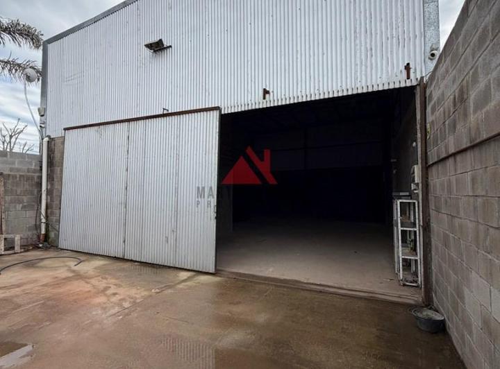 Depósito · 140m²