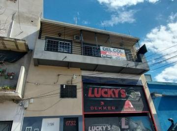 PH · 90m² · 3 Ambientes · PH 3 Amb en Primer Piso por Escalera