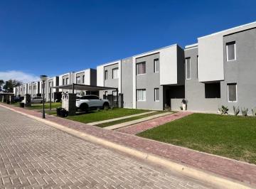 Casa · 104m² · 4 Ambientes · 2 Cocheras · Casas Town House Decs Tortugas, Garín (Entrega 14 Meses) Pozo Financiado