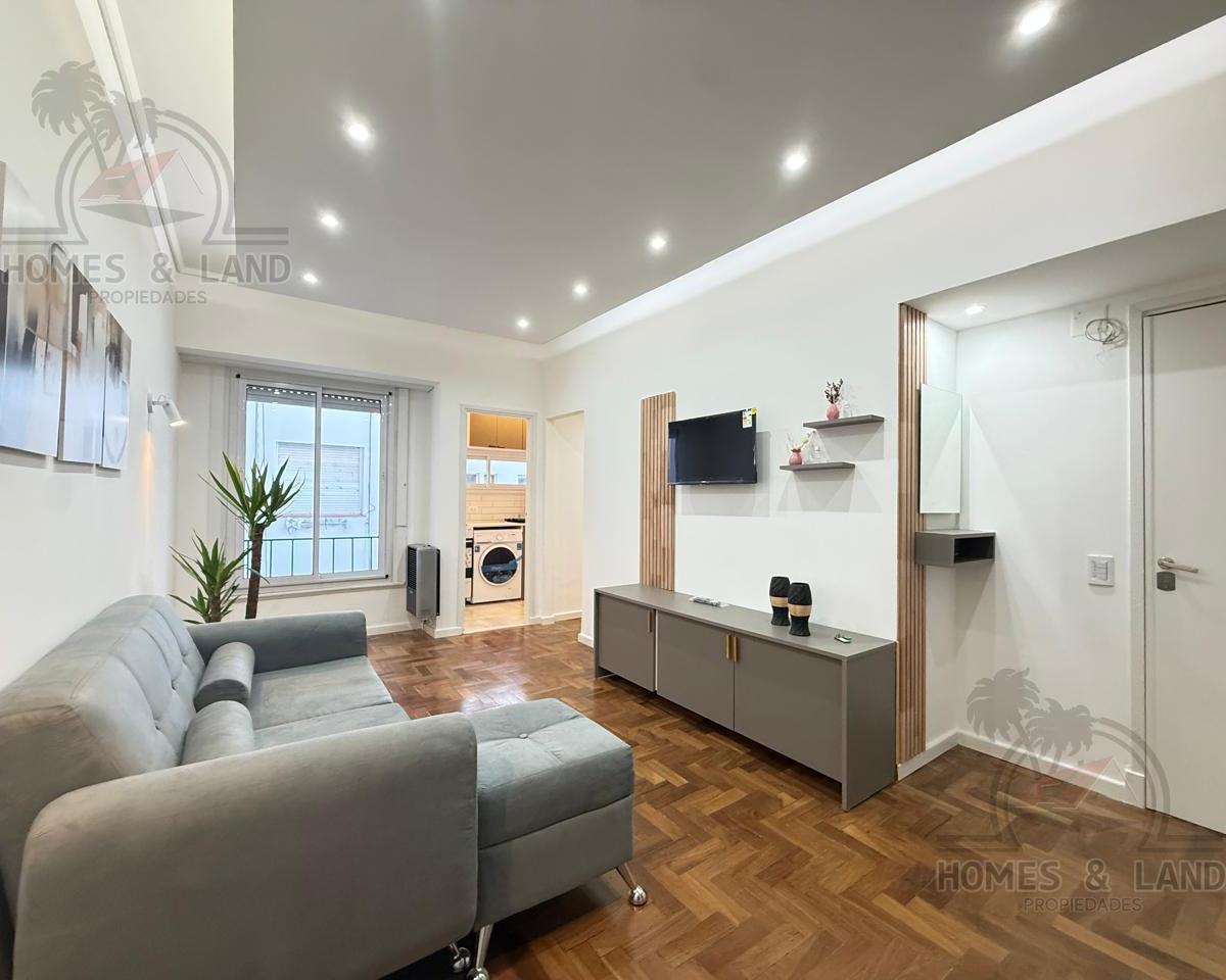 Departamento de 2 ambientes en Bolívar 2445 – Piso 8 al contrafrente