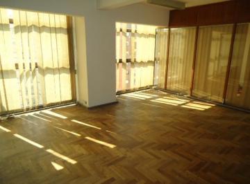 Oficina comercial · 75m² · 4 Ambientes · Alquiler Oficina Zona Centro