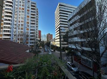 Departamento · 105m² · 4 Ambientes · Departamento 4 Ambientes con Dependencia en Venta en San Isidro Centro – 3 Dorm., Cochera y Ba
