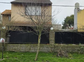 Casa · 110m² · 4 Ambientes · Casa en Camet