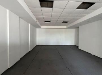 Oficina comercial · 35m² · Oficina en Alquiler en Barracas