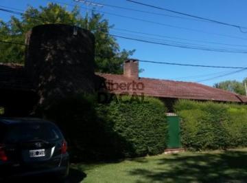 Casa · 187m² · 3 Dormitorios · 1 Cochera · Casa - Villa Elisa