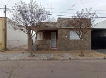 Casa · 148m² · 3 Ambientes · 3 Cocheras · Casa en Empalme Villa Constitución