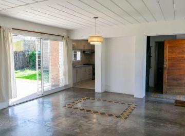 ZUN-ZUN-1780_2 · Casa 4 Ambientes. | Av Santa Fe Al 2100
