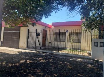 Casa de 6 ambientes, Córdoba · Casa en Venta 3 Dorm. con Garage Altos de Velez Sarsfield