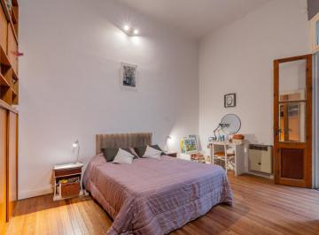 PH · 170m² · 5 Ambientes · Venta. PH 5 Ambientes con Entrada Independiente. Local. Expensas Bajas. Patio. Almagro