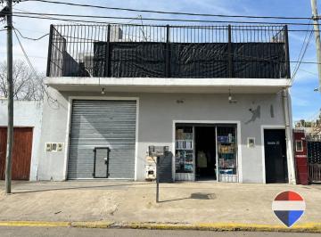 Local comercial · 252m² · Casa y Local en Venta Ezeiza Apta Credito