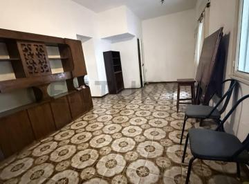 PH · 69m² · 3 Ambientes · Venta PH 3 Ambientes en Planta Baja con Dos Patios a Refaccionar en Villa Urquiza