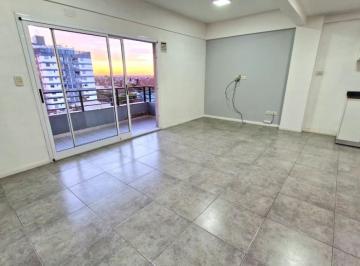 Departamento de 2 ambientes, Lanús · Excelente Departamento 2 Ambientes con Cochera