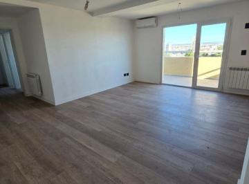 Departamento de 3 ambientes, Neuquén · Exclusivo Semipiso Renovado a Estrenar | 2 Dorm. + Cochera