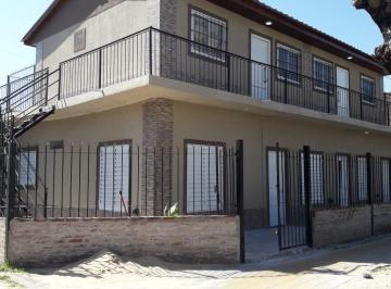 Edificio · 200m² · 123 Ambientes · Edificio Comercial en Burzaco de 6 Departamentos de 1 - 2 - 3 Ambientes Muy Bien Ubicados