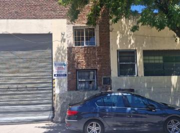 Bodega-Galpón · 456m² · Galpón Alto con Dock de Carga en Villa Soldati