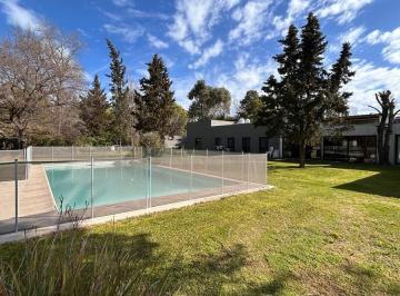 Quinta vacacional · 290m² · 4 Ambientes · 3 Cocheras · Venta Quinta en Mercedes B.