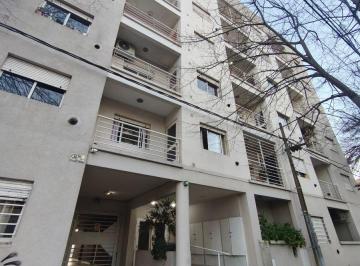 Departamento de 2 ambientes, La Plata · Alquiler Depto 1 Dorm. C/cochera y Patio - 59 E/19 y 20 - La Plata