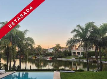 Casa · 240m² · 3 Dormitorios · 3 Cocheras · Venta Casa Las Glorietas Nordelta Barrio Cerrado Tigre