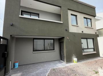 PH · 102m² · 3 Ambientes · 2 Cocheras · Venta PH 3 Ambientes Apto Credito en Ituzaingo Norte
